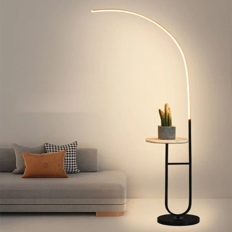 Crescenté Arc Floor Lamp