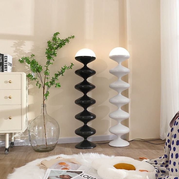 Pagoda Floor Lamp