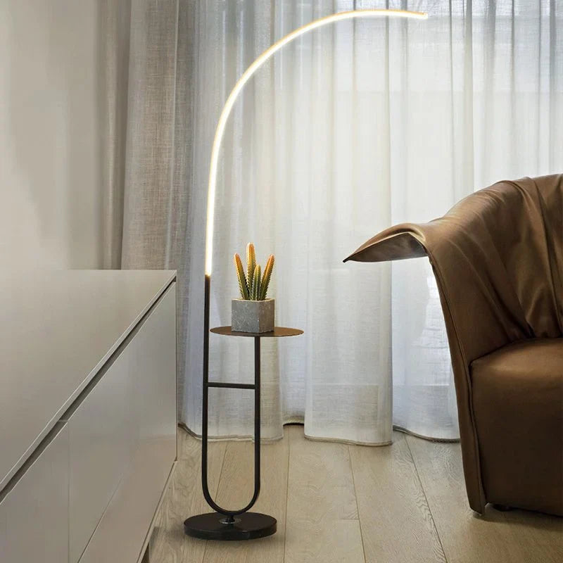Crescenté Arc Floor Lamp